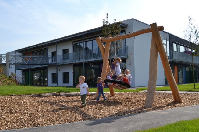Zur neuen Kindertagesstätte gehört auch ein großes Außengelände (alle Bilder: Verbandsgemeinde Gerolstein).